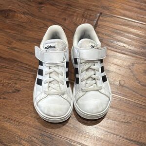 Adidas Kids grand court sneakers